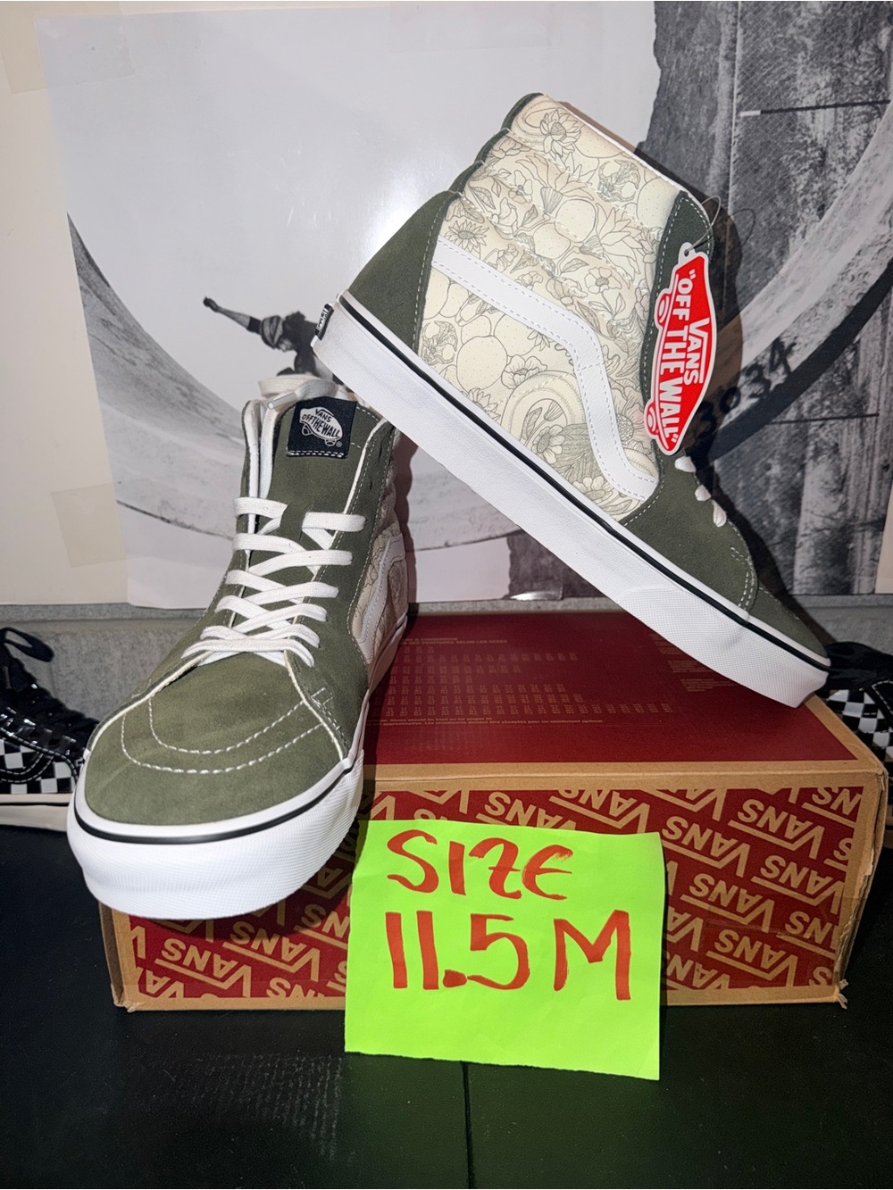 Vans Sk8-Hi Dessert Skulls sz 11.5 Men’s 13.0 Woman